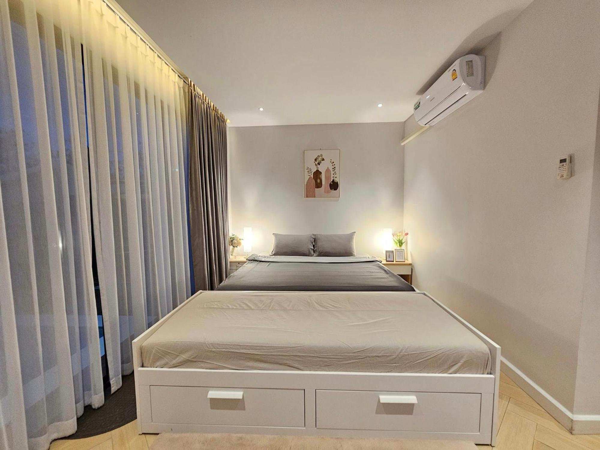 22pool Hua-hin Villa *