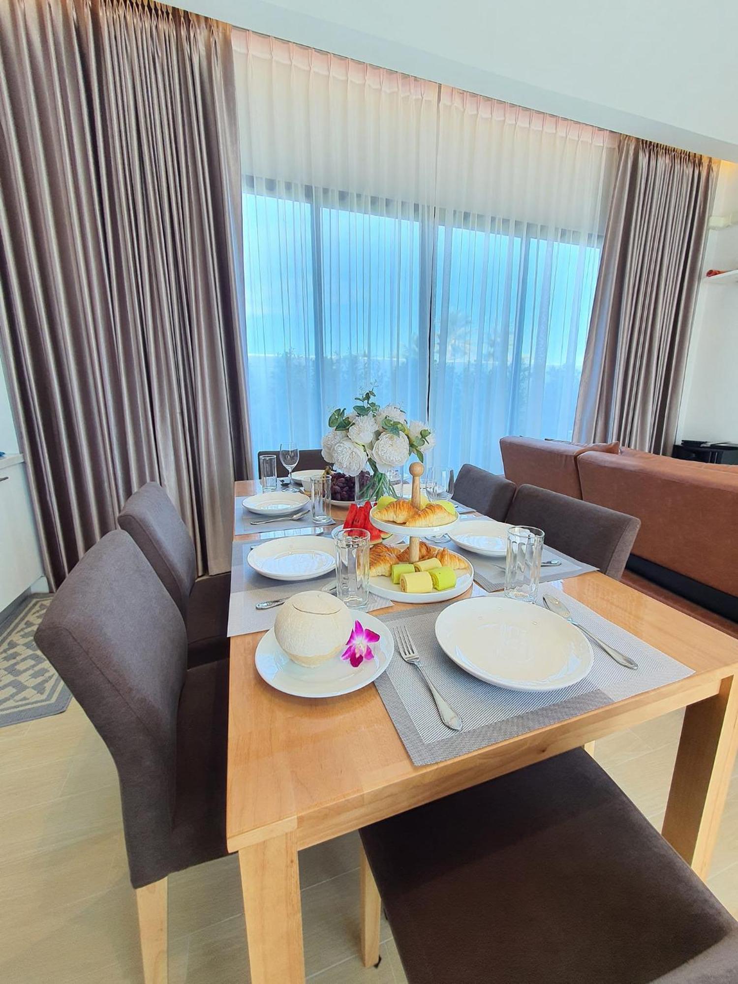 22pool Hua-hin HHQ